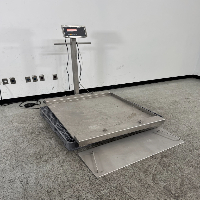 Minebea Intec Combics 1 Floor Scale image 0